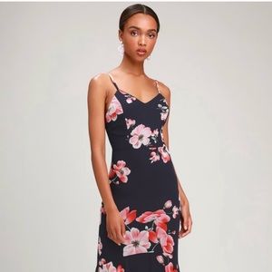 NWT Lulus blue floral dress